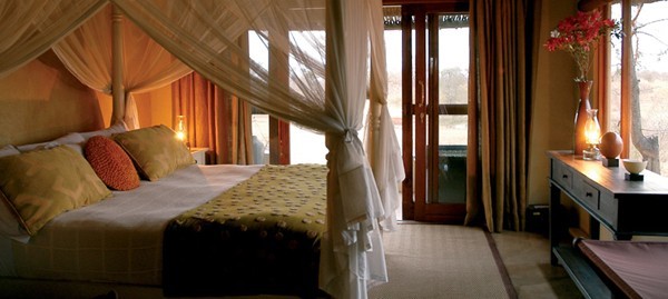 Bedroom at Kambaku Safari Lodge