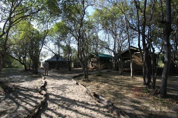 The walkways between tents at Sango
