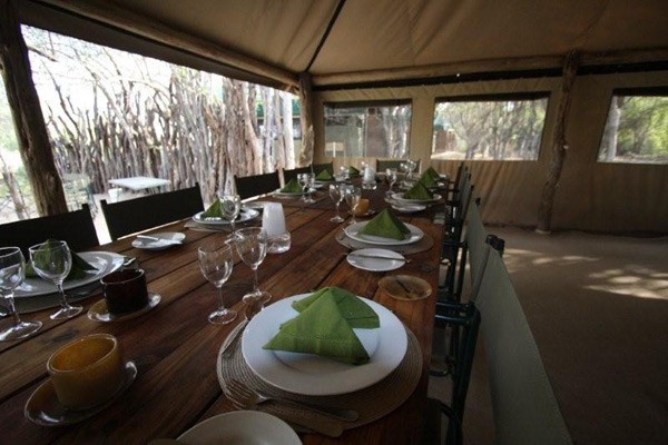 Dining at Sango Safari Camp