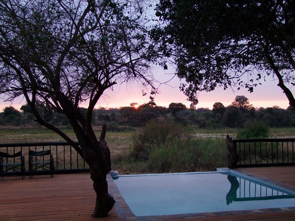 Morning sunrise at Umkumbe Safari Lodge