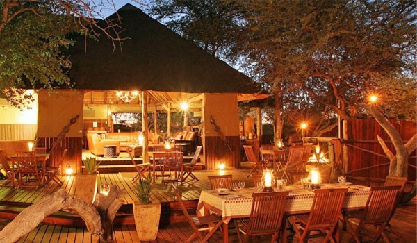 Haina Kalahari Lodge - Dining area