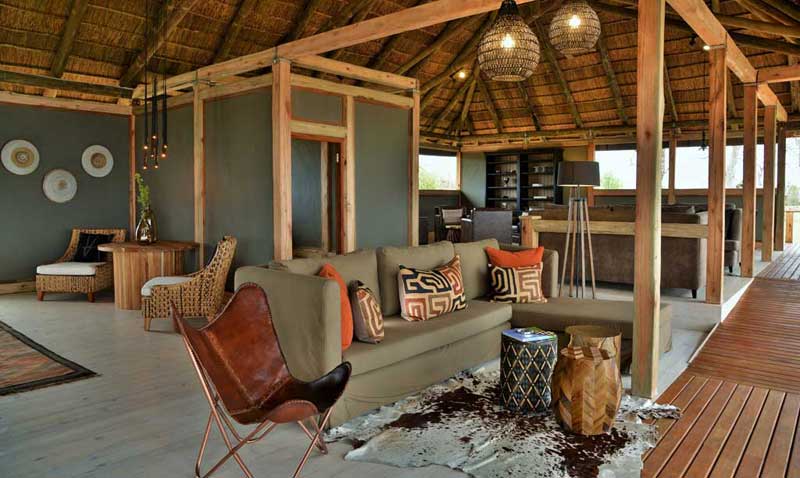 Nogatsaa Lounge Chobe National Park
