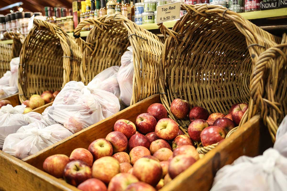 Peregrine Farm Stall Apples