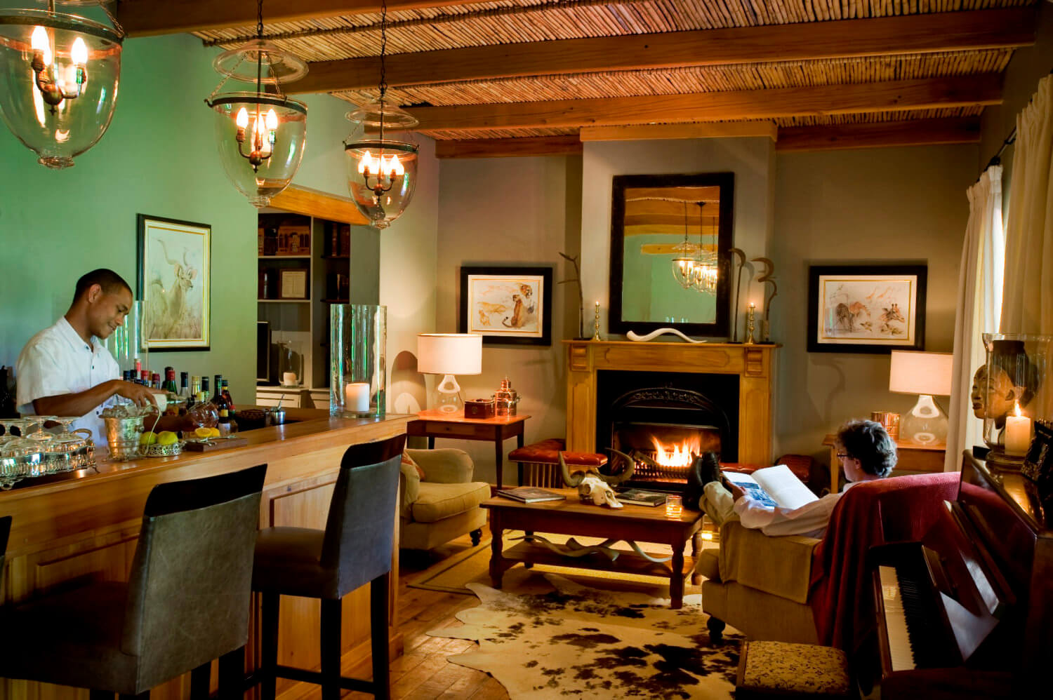 Karoo Lodge cosy bar