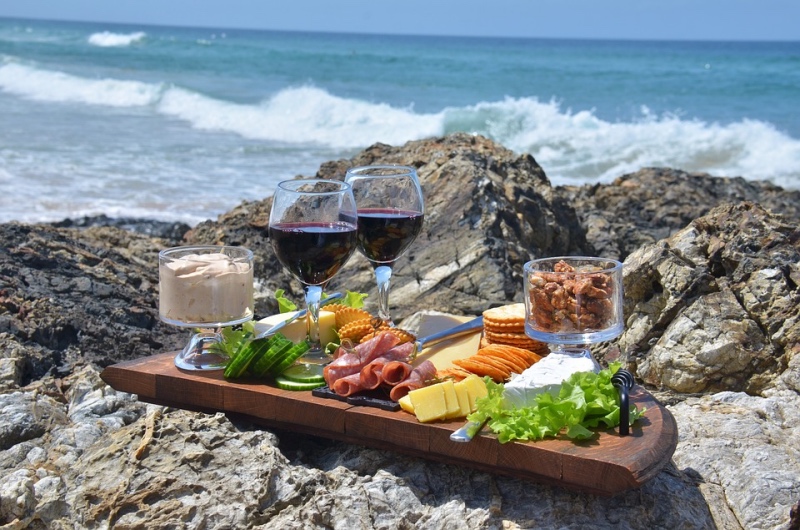 Lunch platter with a view of the sea
