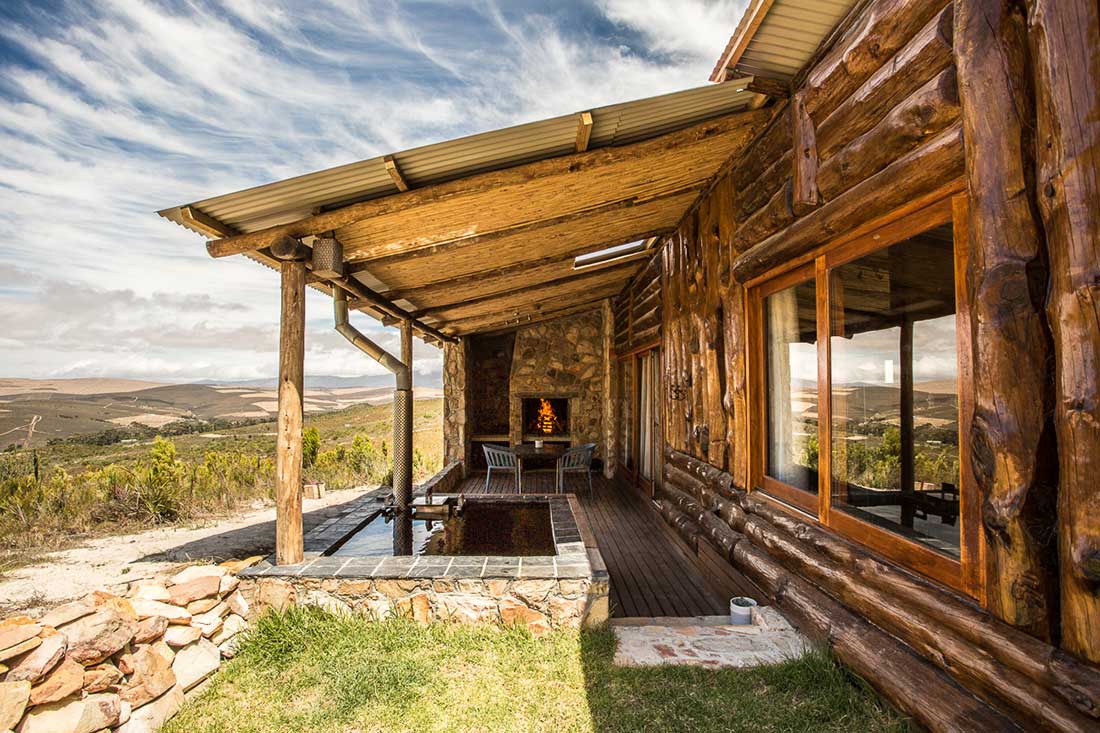 Kolkol mountain lodge cabins in the middle of the Overberg