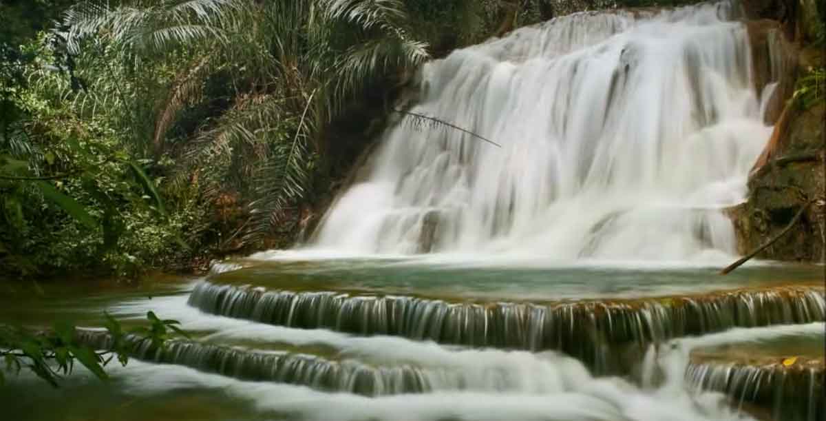 Bonita Waterfalls