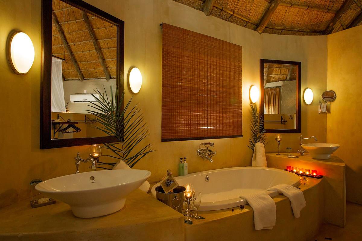 Ngoma Safari Lodge Bath